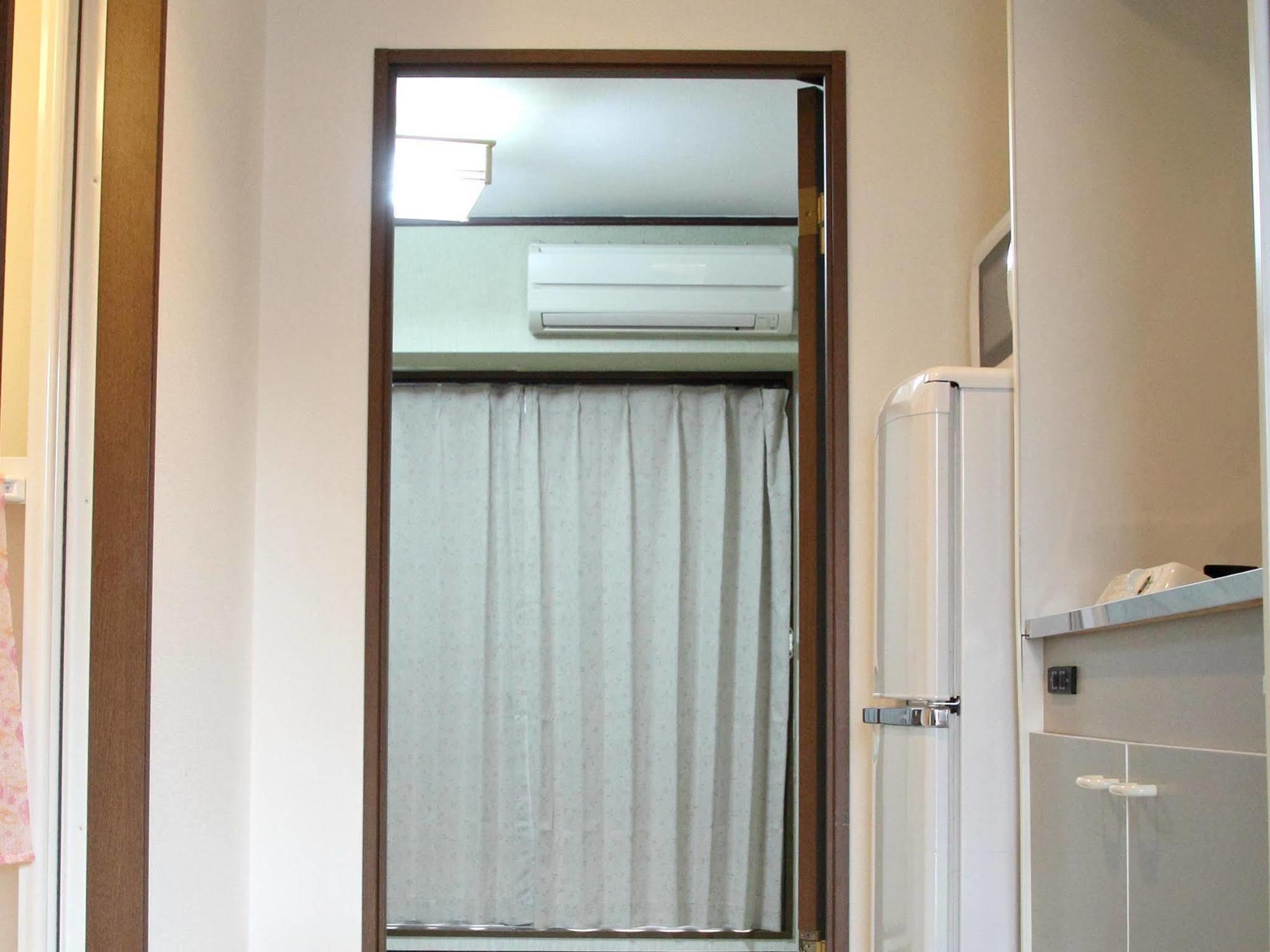 Ryokan Sinsekai - Tourpalace Осака Екстериор снимка