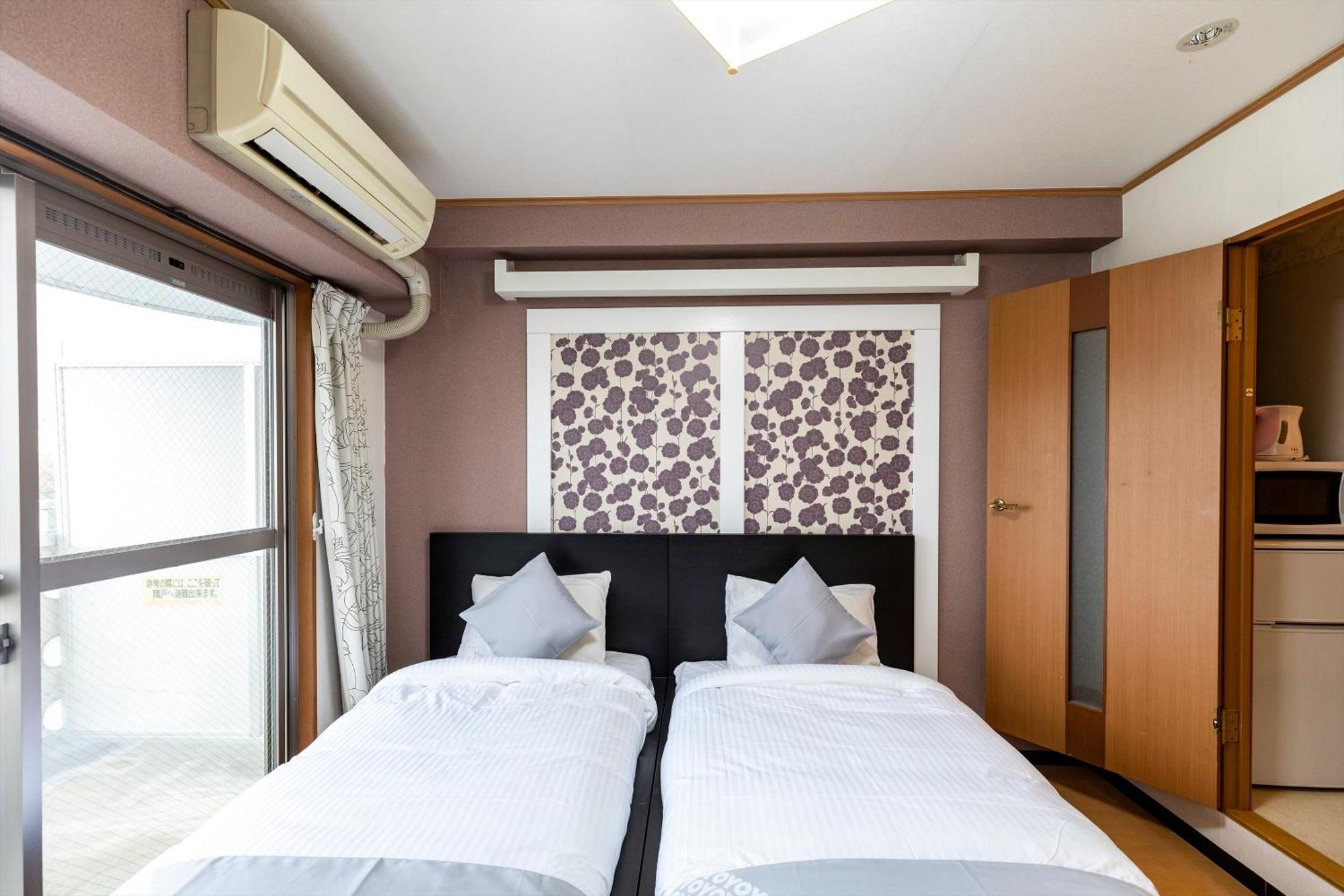 Ryokan Sinsekai - Tourpalace Осака Екстериор снимка