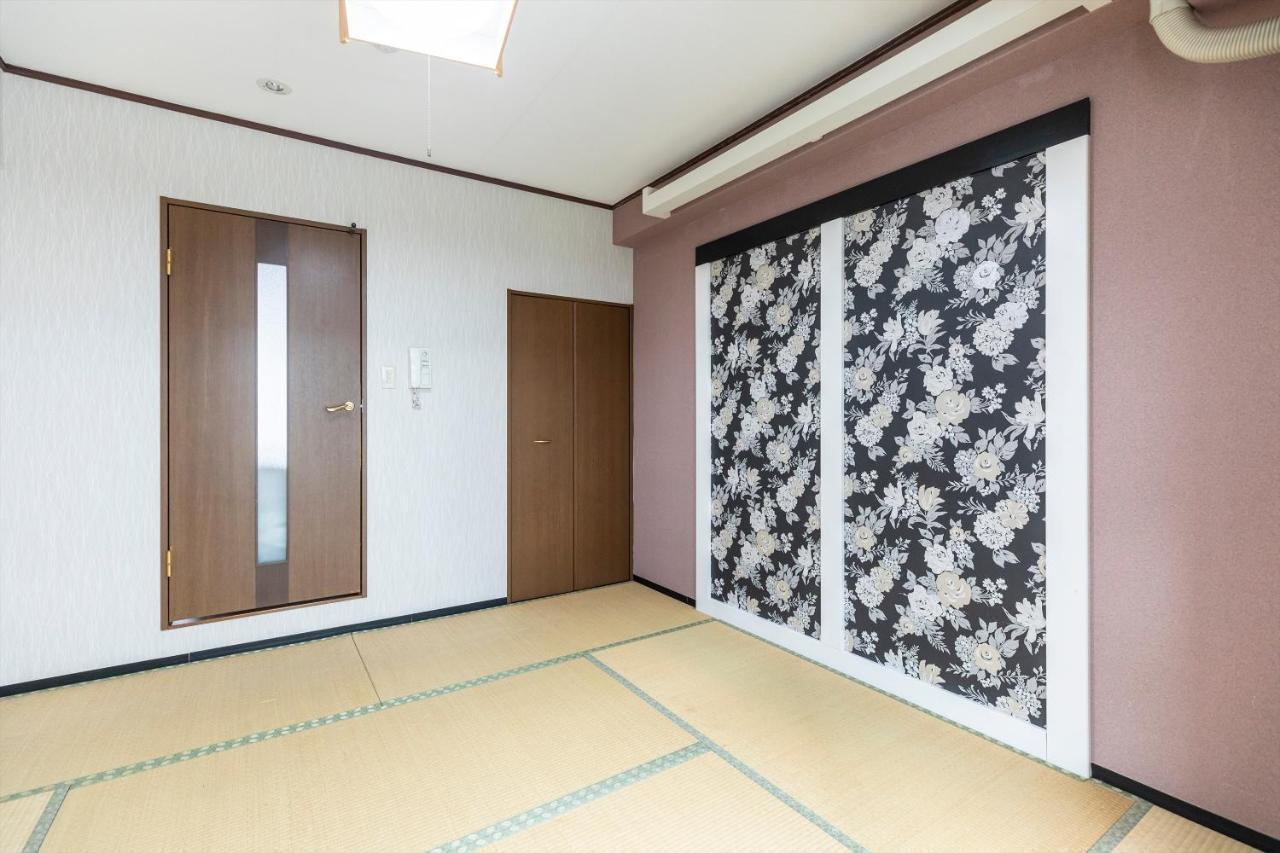 Ryokan Sinsekai - Tourpalace Осака Екстериор снимка