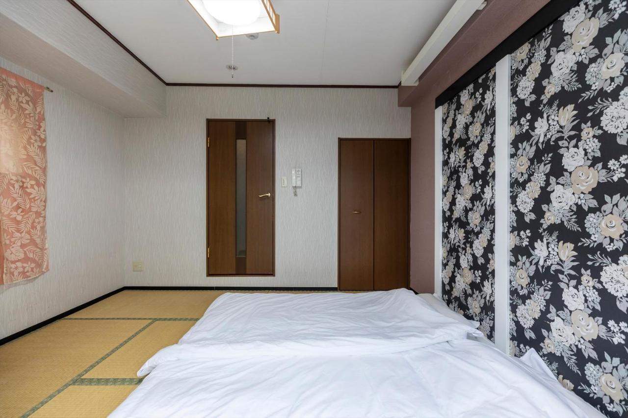 Ryokan Sinsekai - Tourpalace Осака Екстериор снимка